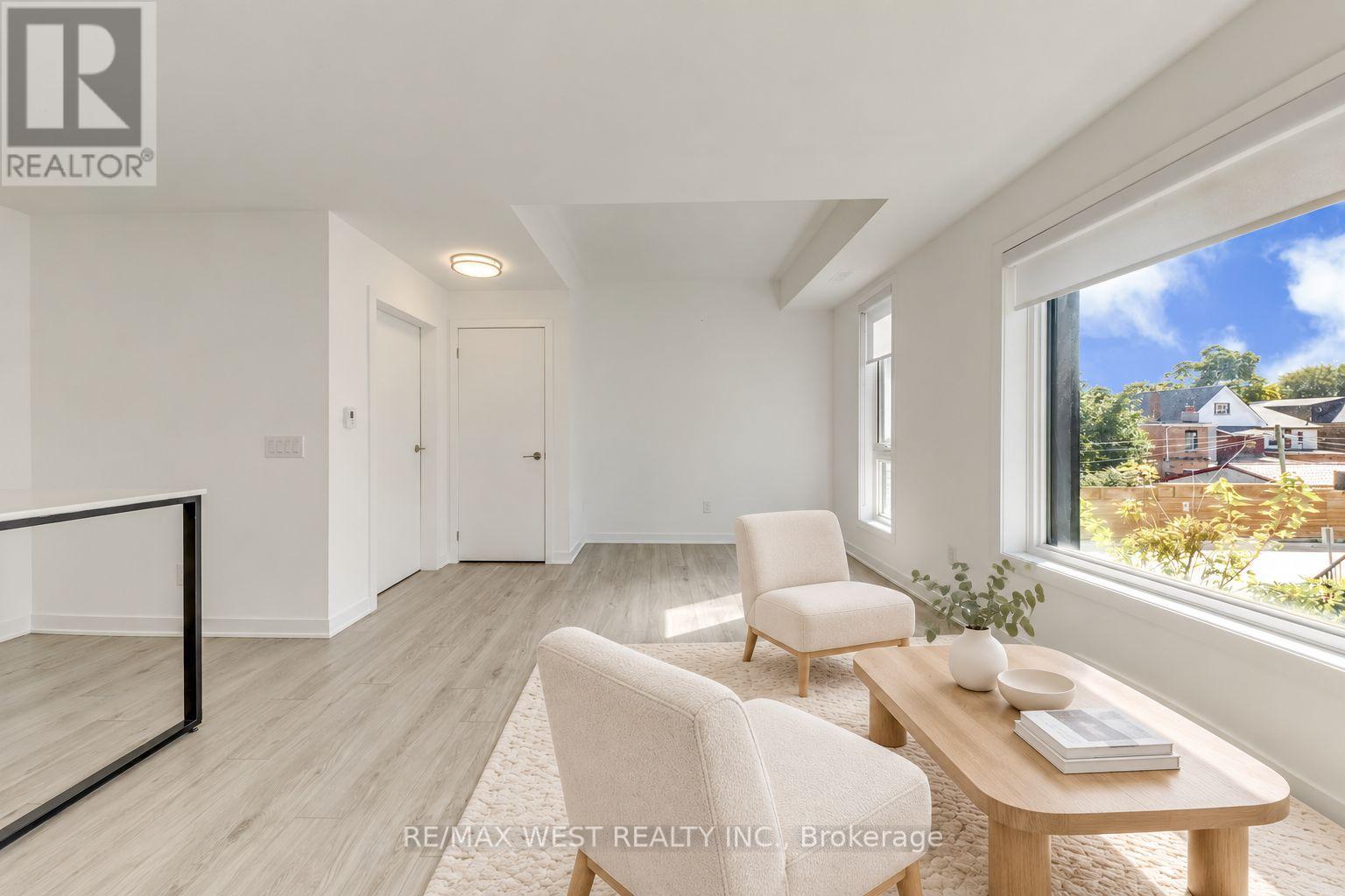 3 - 40 Ed Clark Gardens Boulevard, Toronto, Ontario  M6N 0B5 - Photo 8 - W13787204
