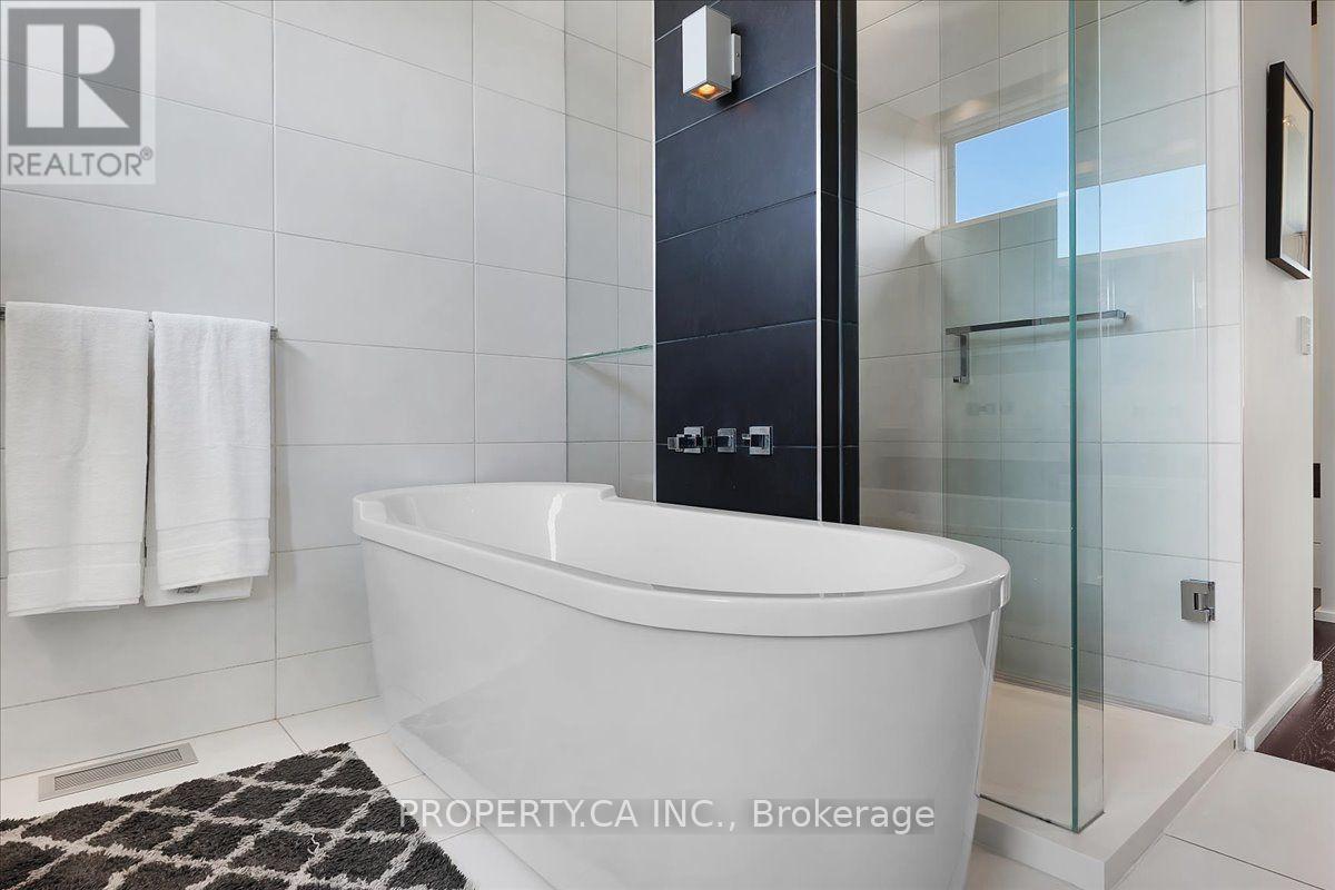 244 Manning Avenue, Toronto, Ontario  M6J 2K7 - Photo 32 - C13784566