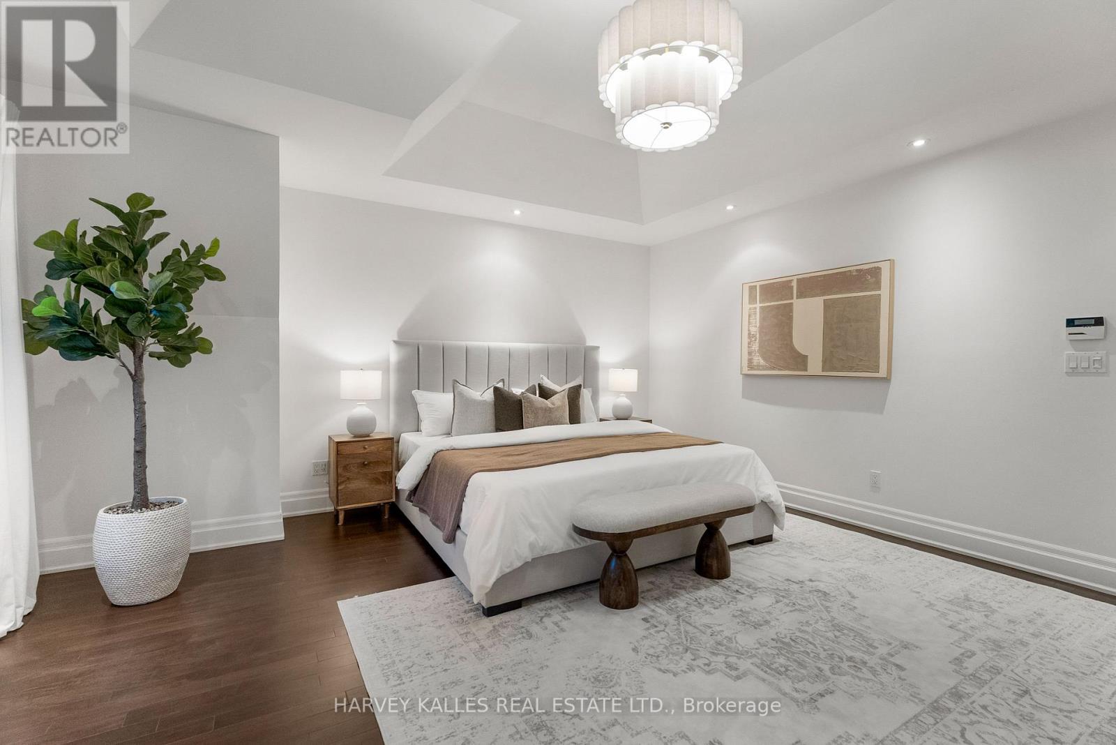 121 Johnston Avenue, Toronto, Ontario  M2N 1H1 - Photo 19 - C13786852