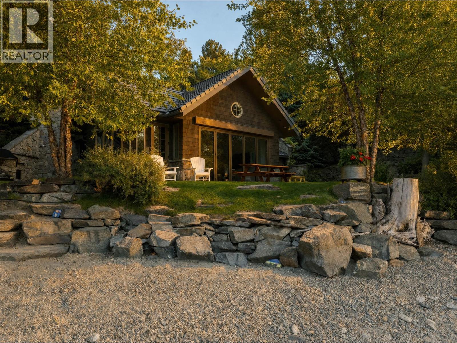 12407 Coldstream Creek Road, Coldstream, British Columbia  V1B 1G2 - Photo 30 - 10397885