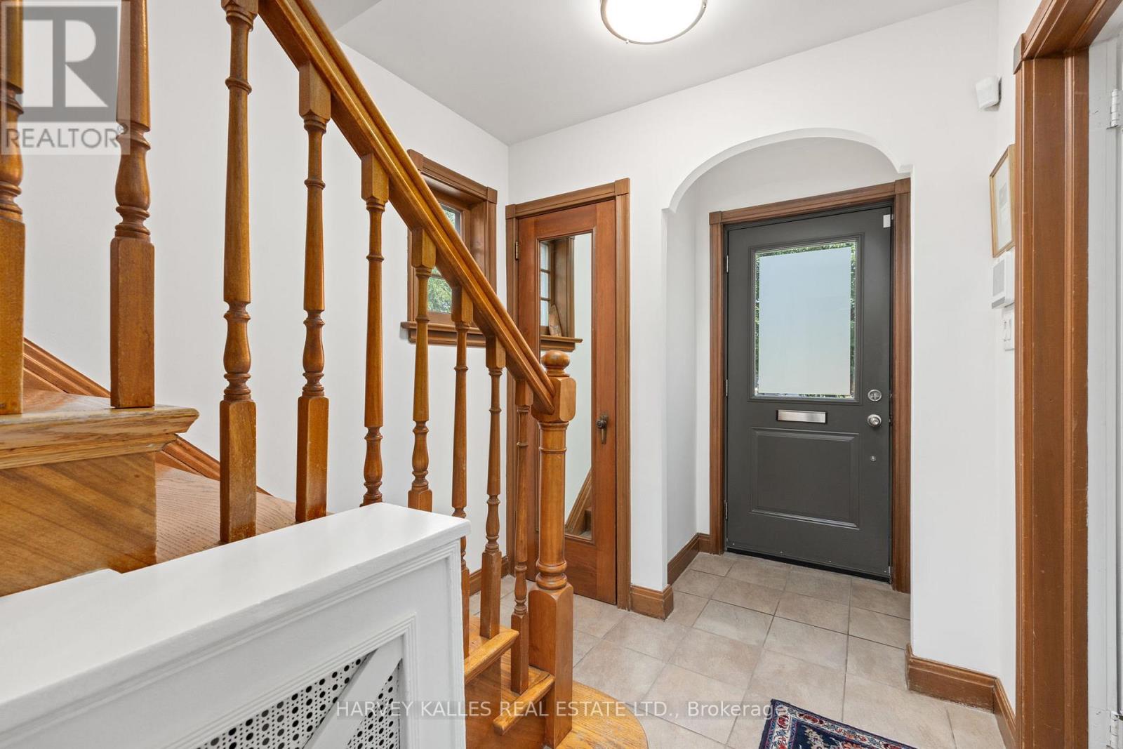52 Park Hill Road, Toronto (Forest Hill North), Ontario  M6C 3N1 - Photo 4 - C13787200