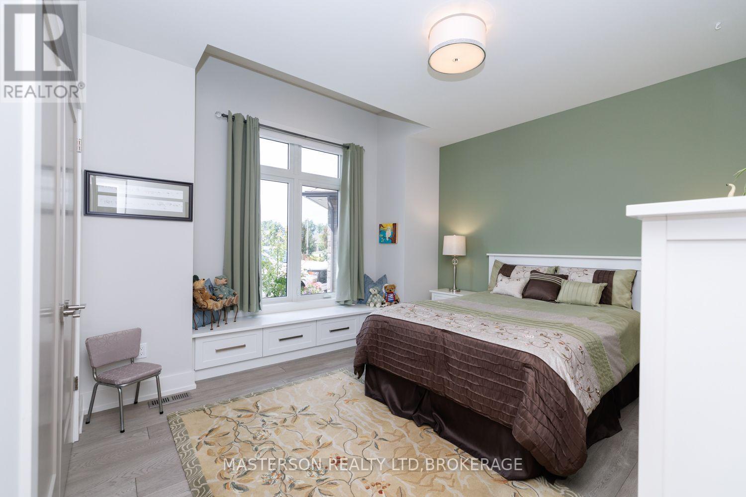 9373 Madison Crescent, Niagara Falls, Ontario  L2H 0M3 - Photo 20 - X13784086