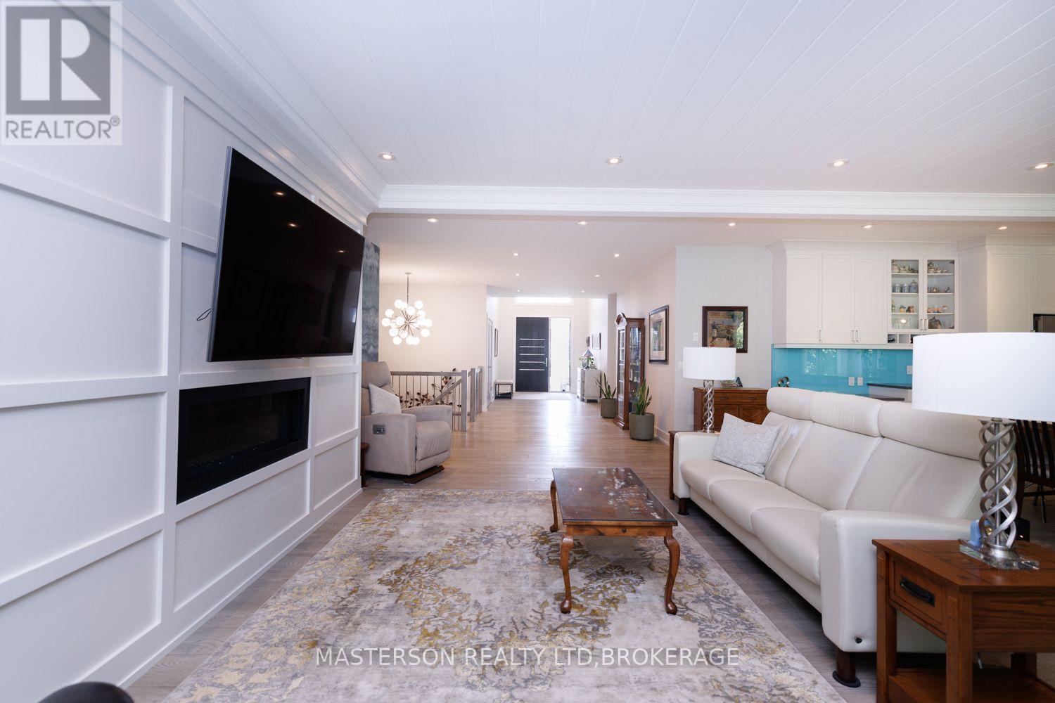 9373 Madison Crescent, Niagara Falls, Ontario  L2H 0M3 - Photo 6 - X13784086