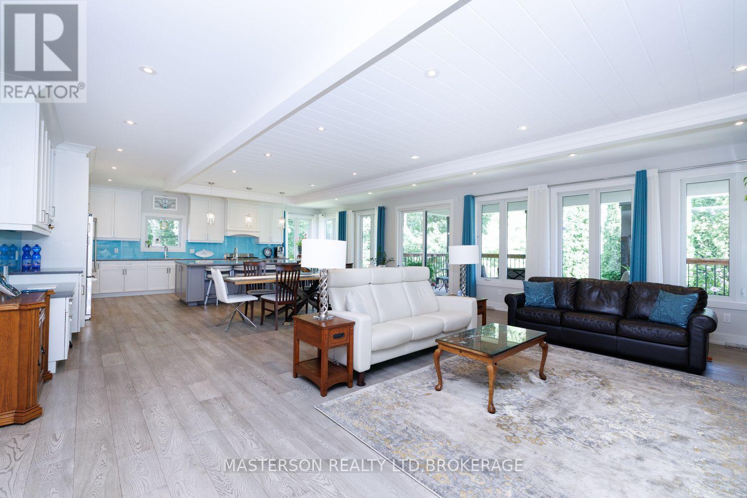 9373 Madison Crescent, Niagara Falls, Ontario  L2H 0M3 - Photo 8 - X13784086