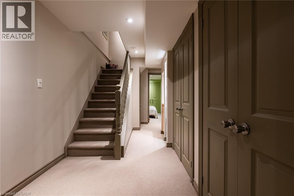 1276 Silvan Forest Drive Unit# 20, Burlington, Ontario  L7M 4V8 - Photo 33 - 40863290