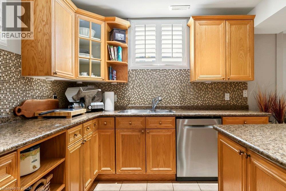 55 Chianti Crescent, Stoney Creek, Ontario  L8E 5W3 - Photo 28 - 40863496