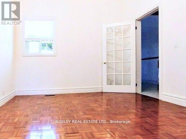 Main - 260 Ossington Avenue, Toronto, Ontario  M6J 3A2 - Photo 7 - C13782108