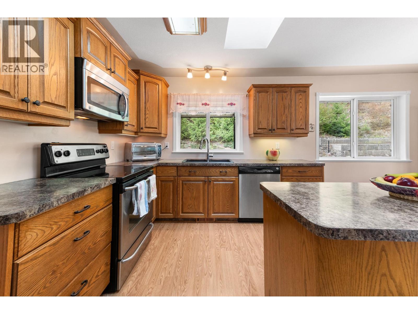 3389 Crestview Road, Creston, British Columbia V0B 1G2 - Photo 21 - 10400819