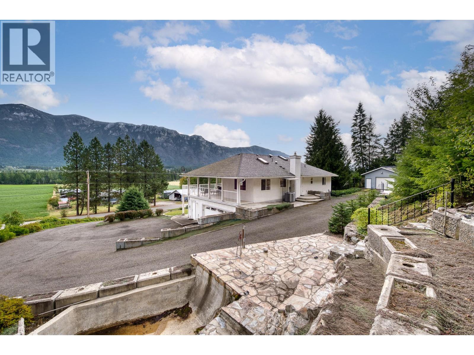 3389 Crestview Road, Creston, British Columbia V0B 1G2 - Photo 47 - 10400819