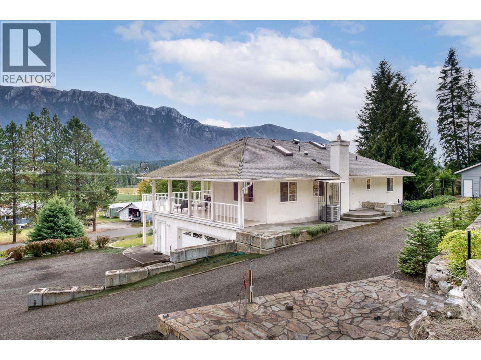 3389 Crestview Road, Creston, British Columbia V0B 1G2 - Photo 48 - 10400819