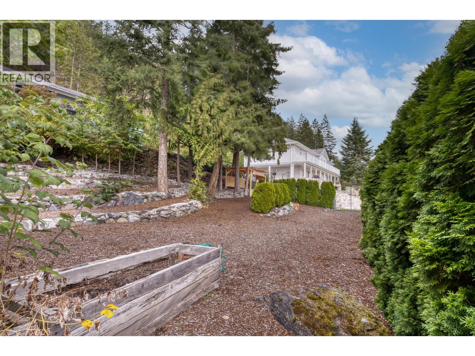 3389 Crestview Road, Creston, British Columbia V0B 1G2 - Photo 54 - 10400819