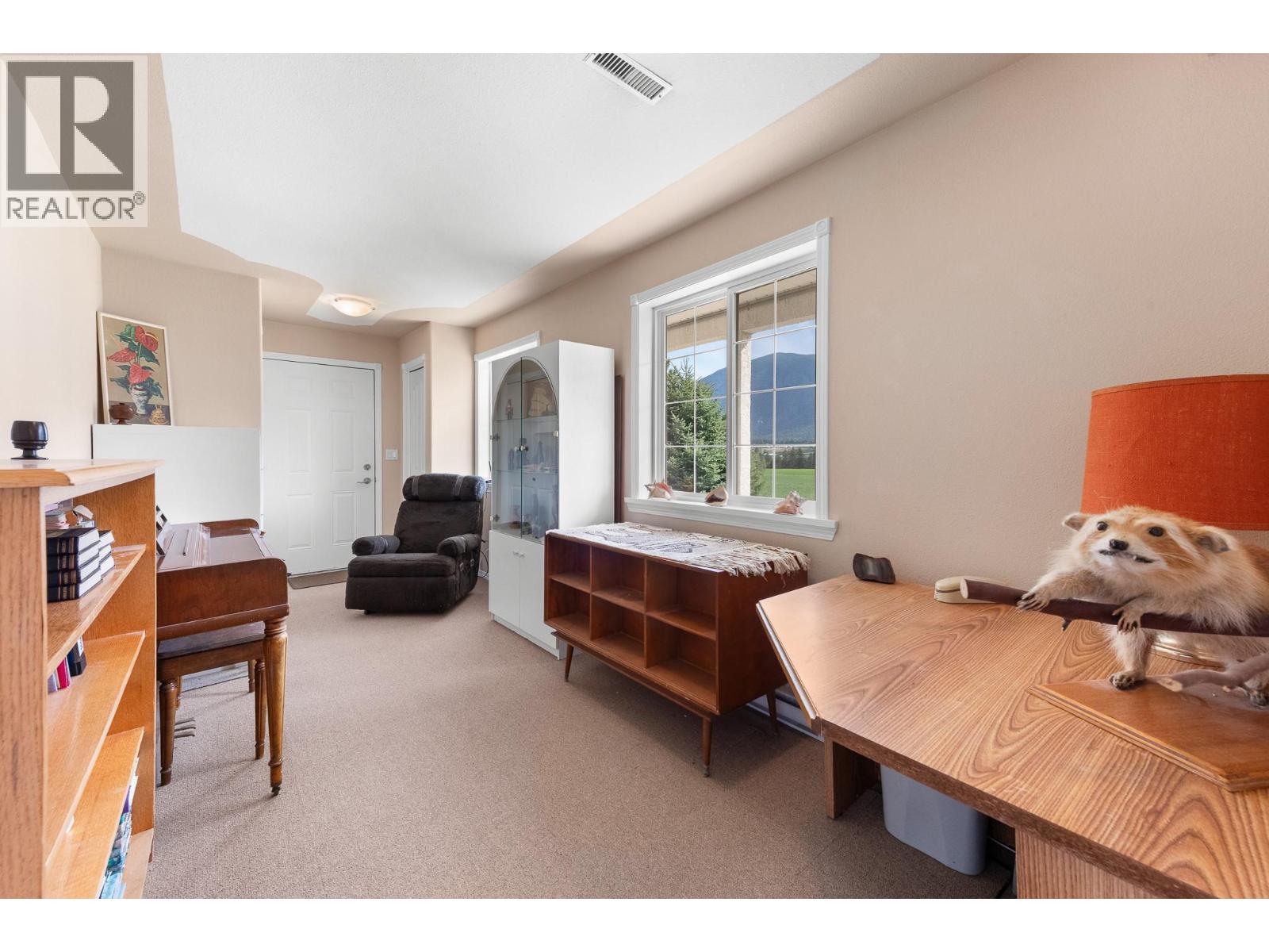 3389 Crestview Road, Creston, British Columbia V0B 1G2 - Photo 6 - 10400819