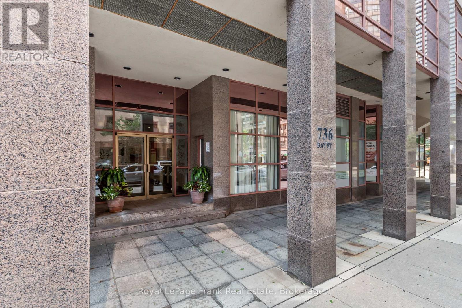 2910 - 736 Bay Street, Toronto, Ontario  M5G 2M4 - Photo 4 - C13787390