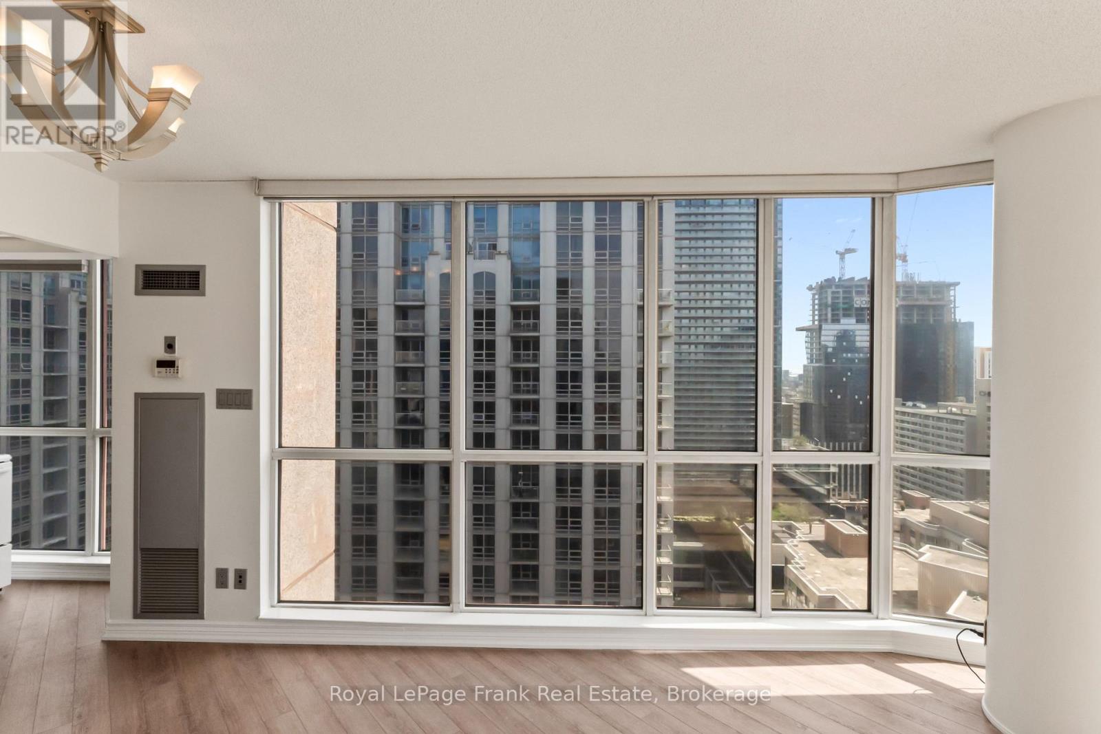 2910 - 736 Bay Street, Toronto, Ontario  M5G 2M4 - Photo 9 - C13787390