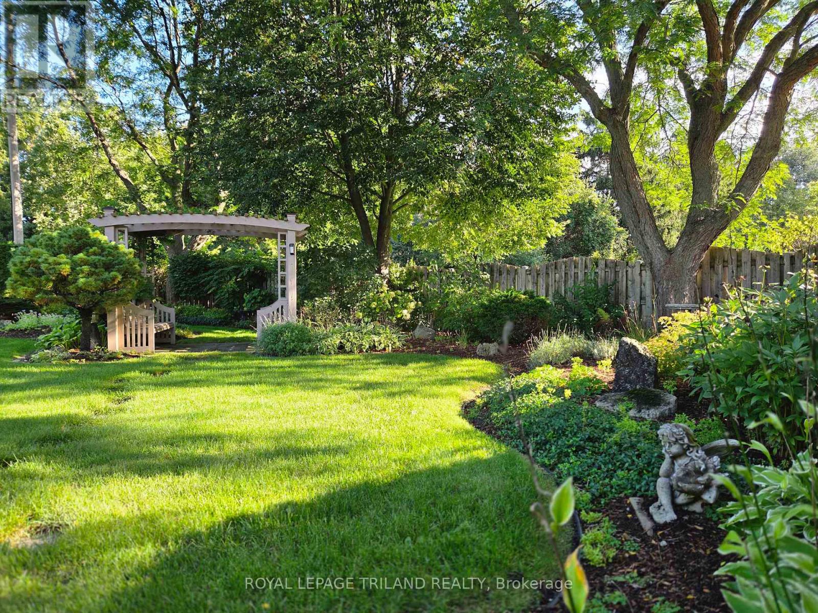 26 Northcrest Drive, London North, Ontario N5X 3V8 - Photo 32 - X13787468