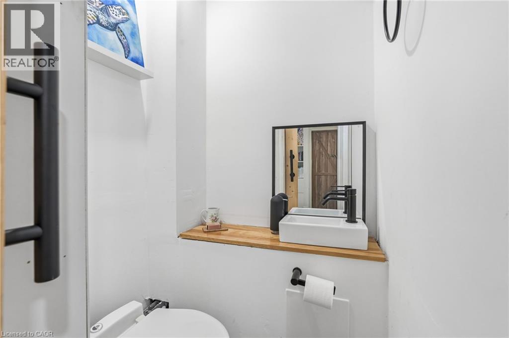 3 Burdock Lane Unit# 33, Dundas, Ontario  L8H 6E9 - Photo 27 - 40859565
