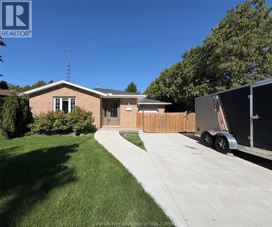 461 Mcnaughton Avenue West, Chatham, Ontario  N7L 4K3 - Photo 3 - 26021932