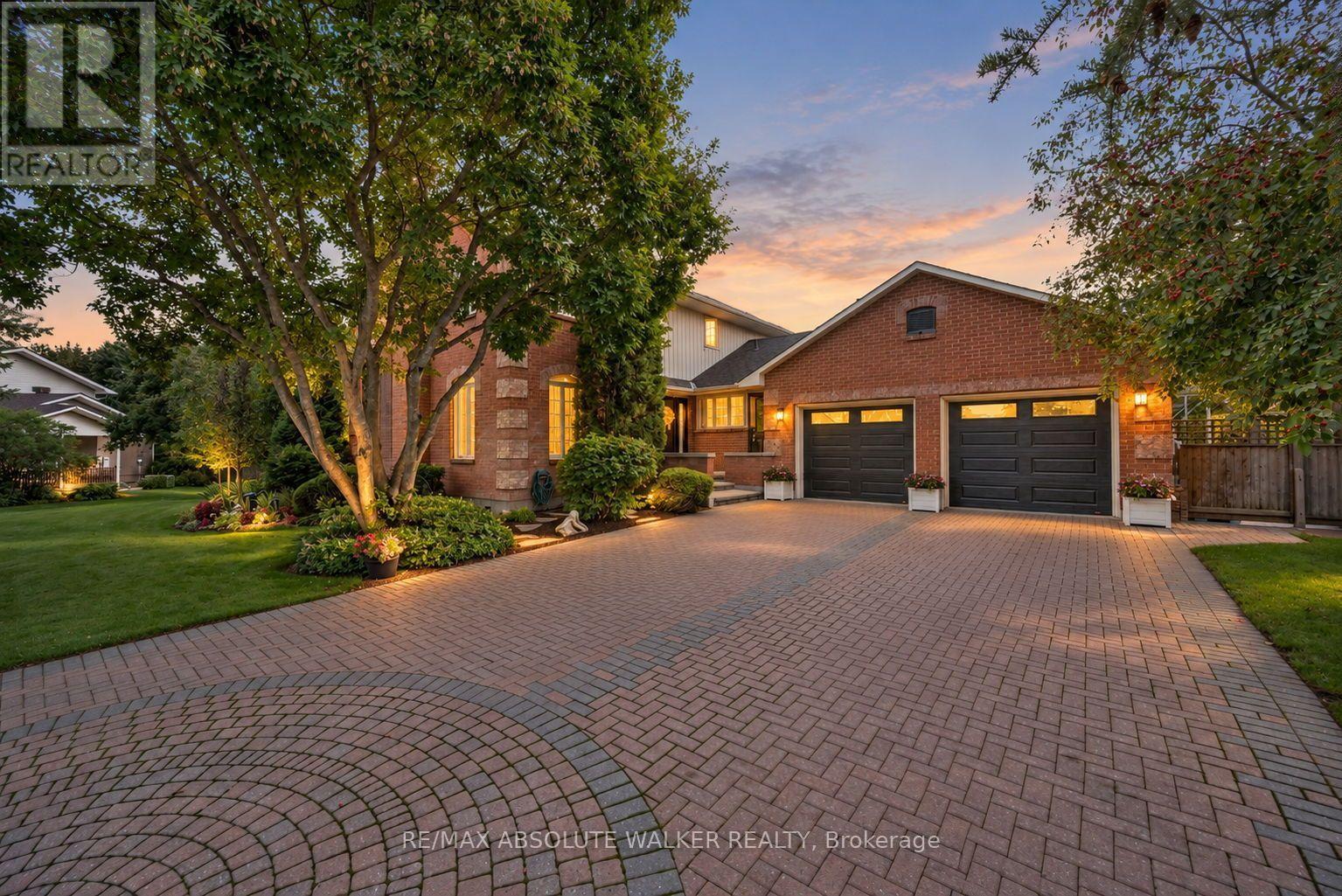 7040 Shadow Ridge Drive, Ottawa, Ontario  K4P 1B7 - Photo 2 - X13787242