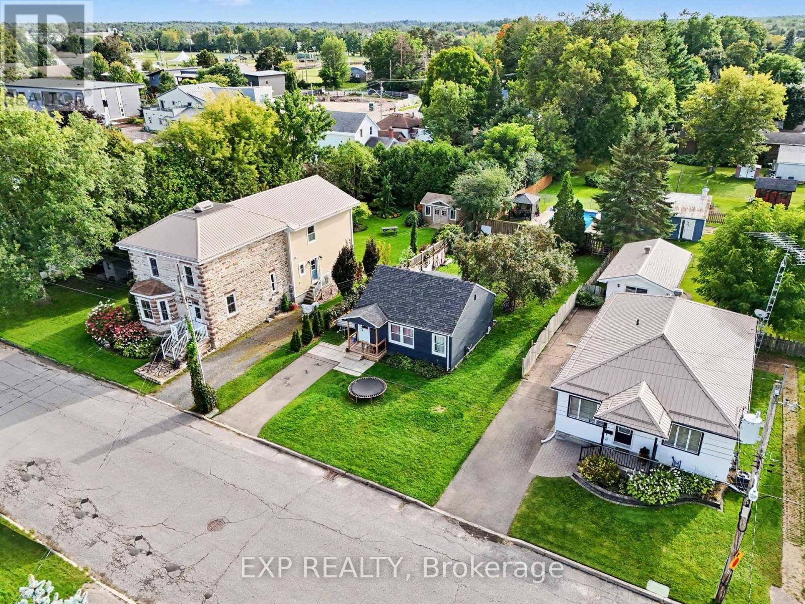 46 Wilson Street E, Perth, Ontario K7H 1L8 - Photo 39 - X13787264
