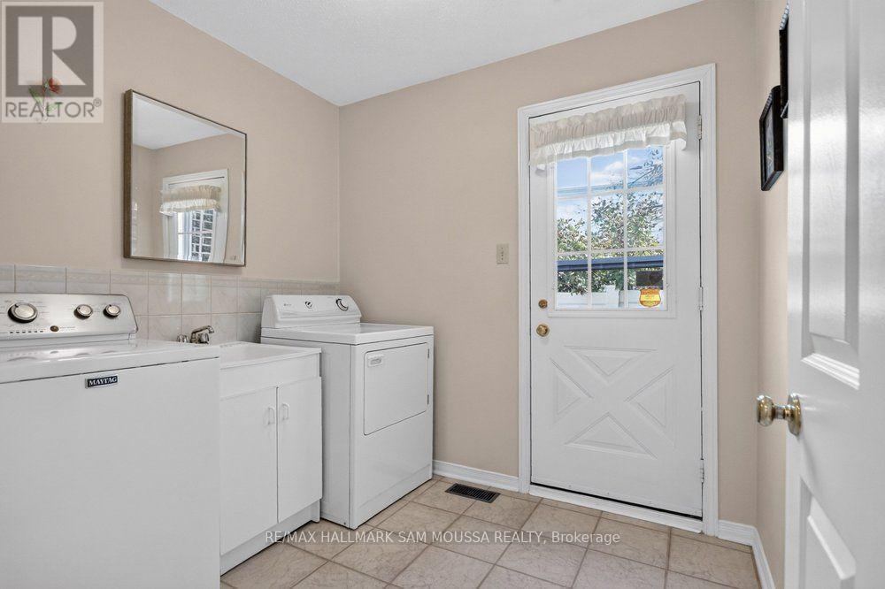 1104 Grenon Avenue, Ottawa, Ontario  K2B 8N3 - Photo 21 - X13787484