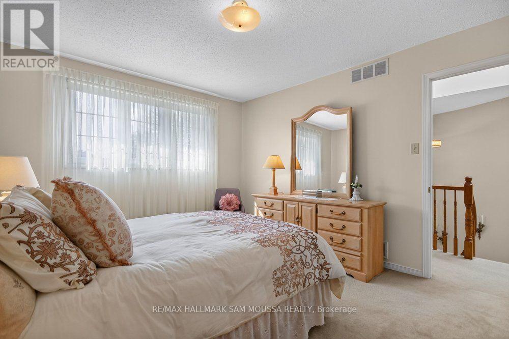 1104 Grenon Avenue, Ottawa, Ontario  K2B 8N3 - Photo 30 - X13787484