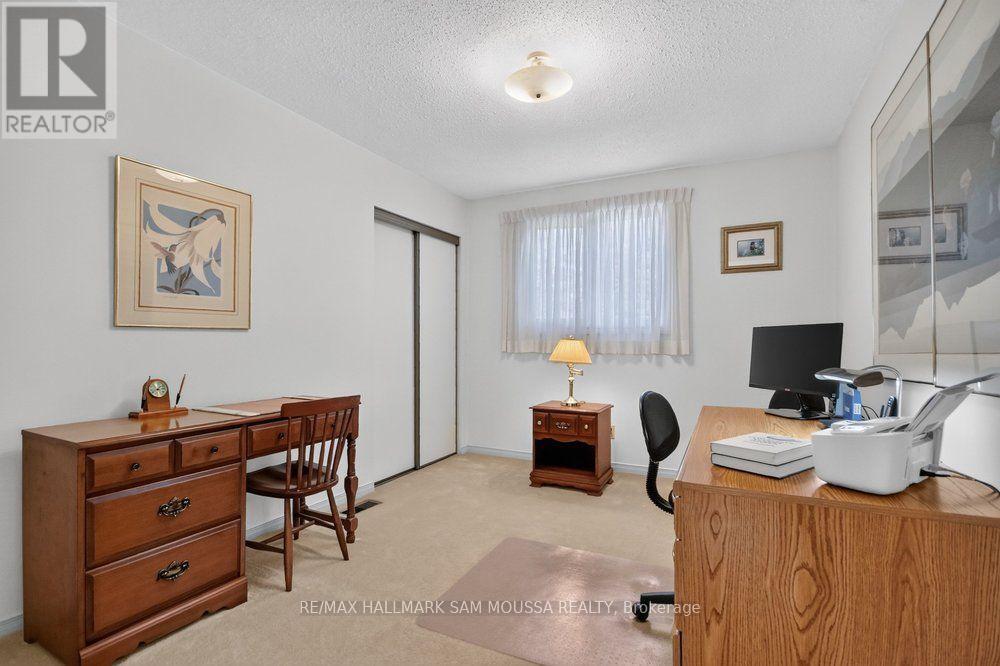 1104 Grenon Avenue, Ottawa, Ontario  K2B 8N3 - Photo 33 - X13787484