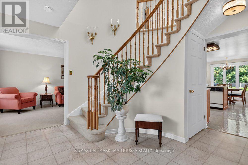 1104 Grenon Avenue, Ottawa, Ontario  K2B 8N3 - Photo 5 - X13787484