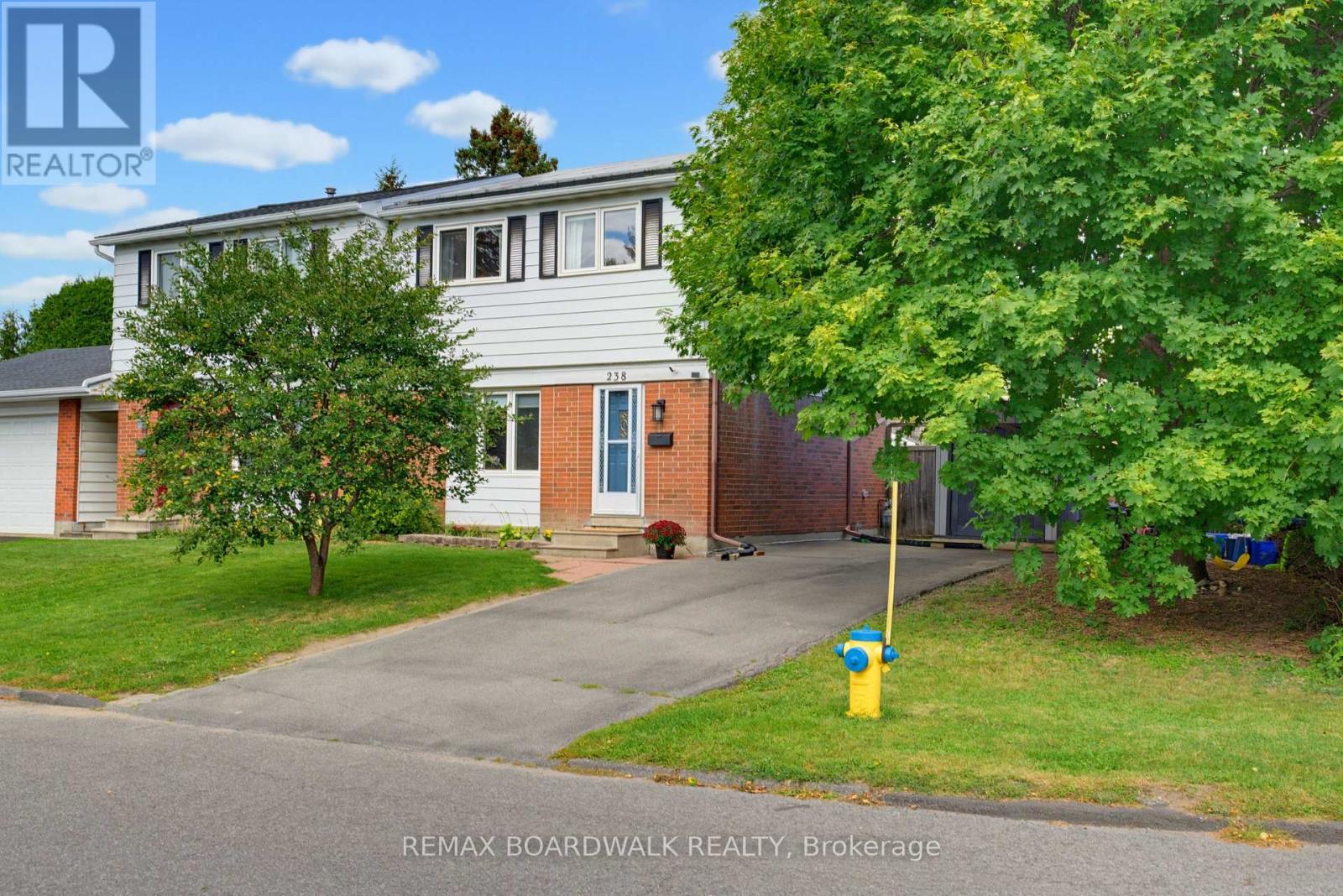 238 MCELROY DRIVE, Ottawa, Ontario