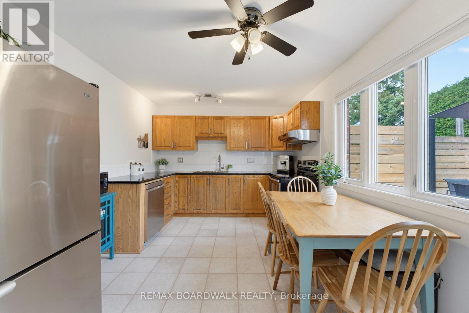 238 Mcelroy Drive, Ottawa, Ontario  K2L 1Y1 - Photo 11 - X13787500