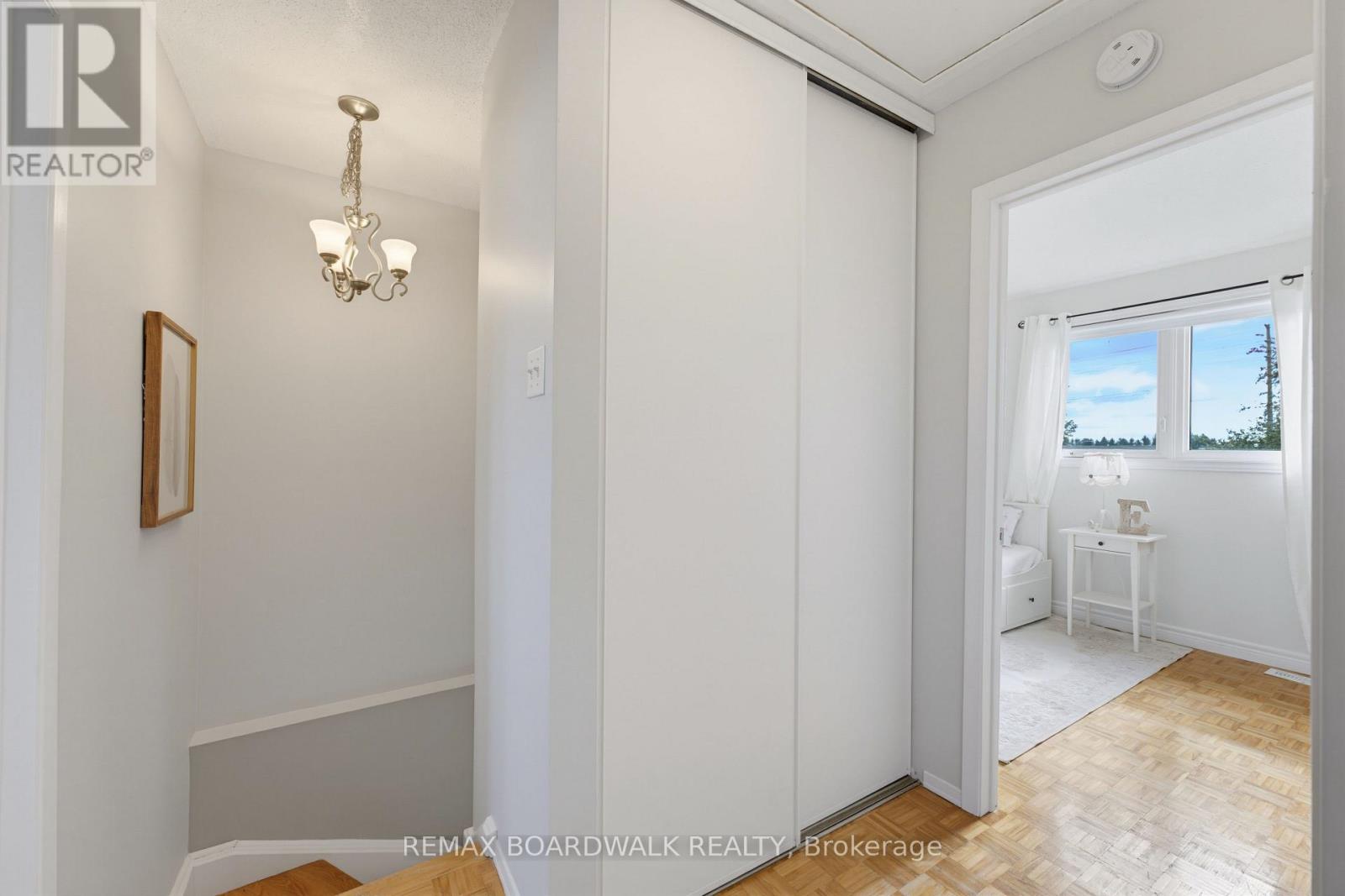 238 Mcelroy Drive, Ottawa, Ontario  K2L 1Y1 - Photo 15 - X13787500