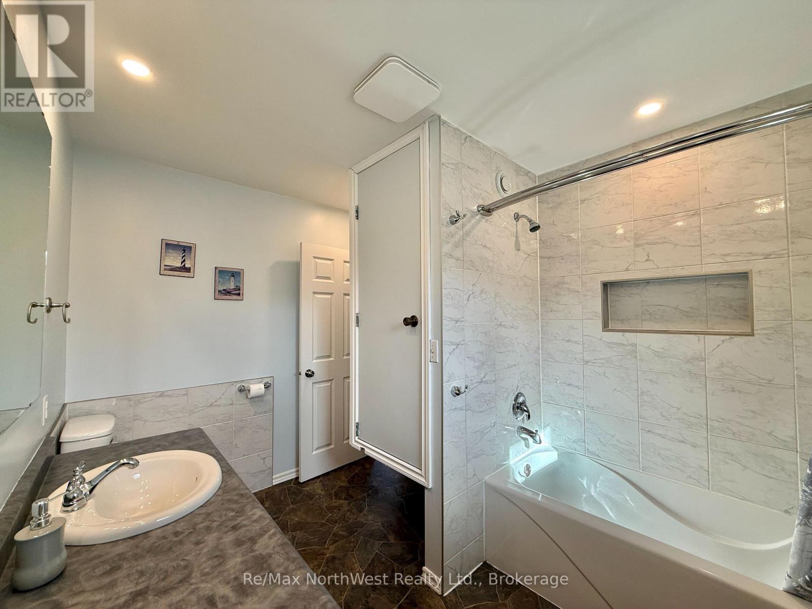 324 Beatty Street, Kenora, Ontario  P0X 1C0 - Photo 33 - X13787260