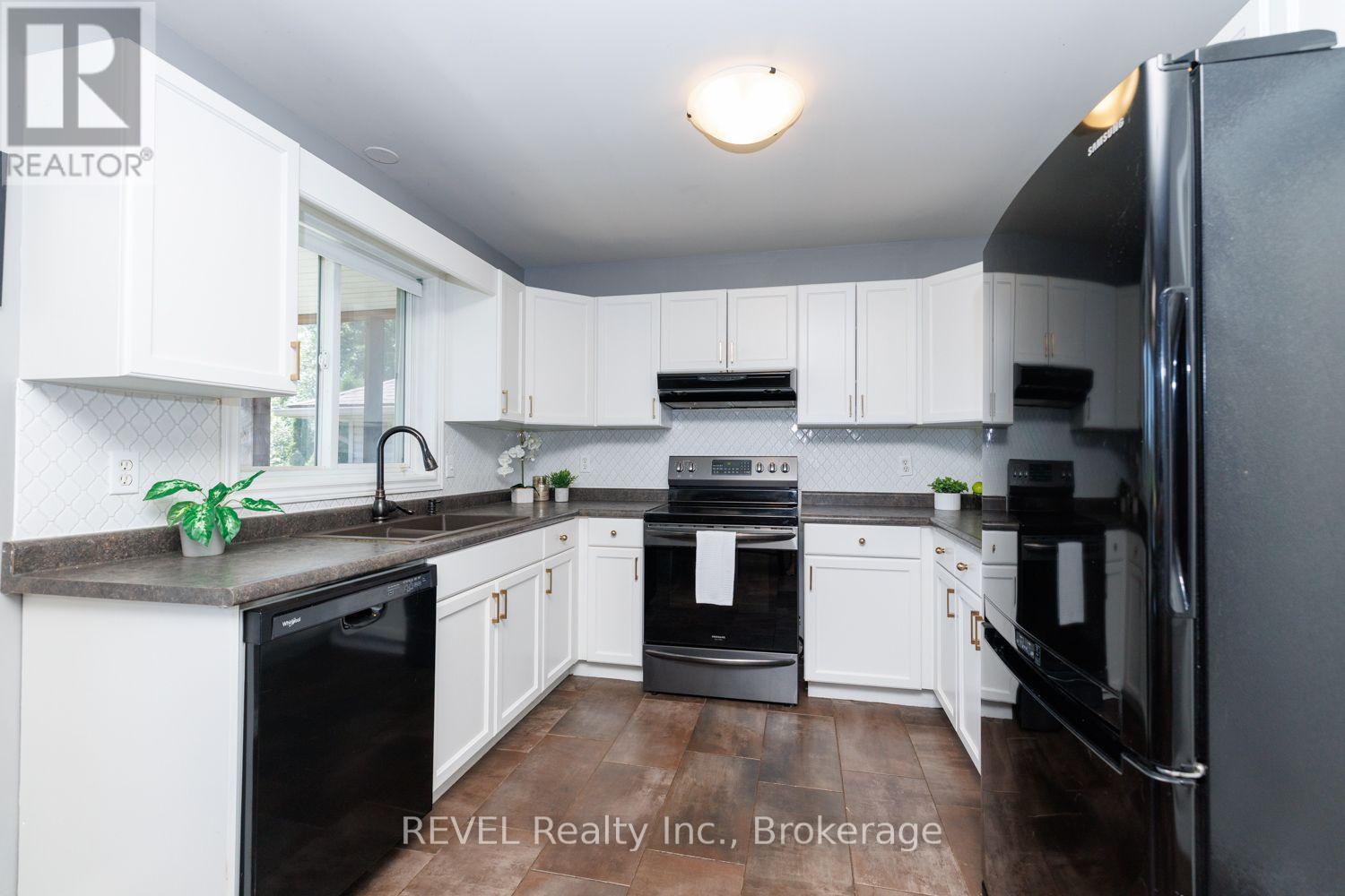 2779 Baker Road, Fort Erie, Ontario  L0S 1S0 - Photo 12 - X13787428