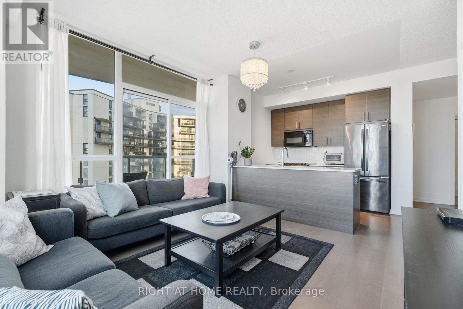1012 - 70 Forest Manor Road, Toronto, Ontario  M2J 0A9 - Photo 2 - C13787256