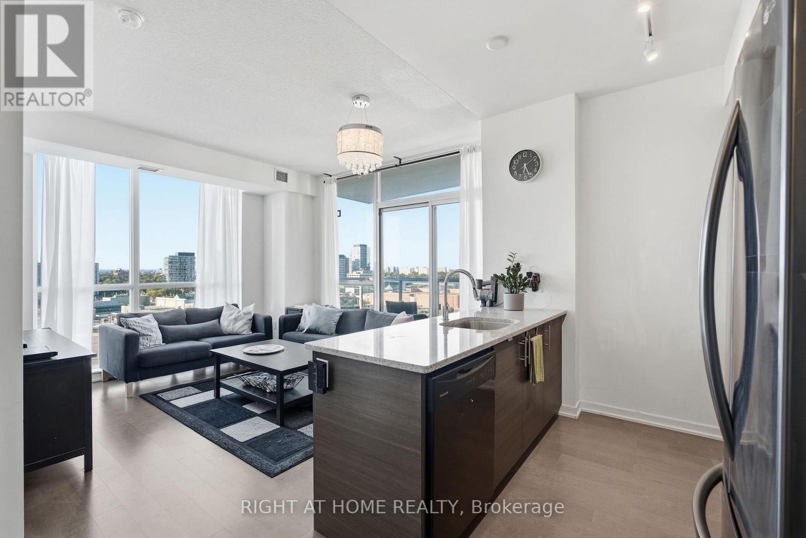 1012 - 70 Forest Manor Road, Toronto, Ontario  M2J 0A9 - Photo 5 - C13787256