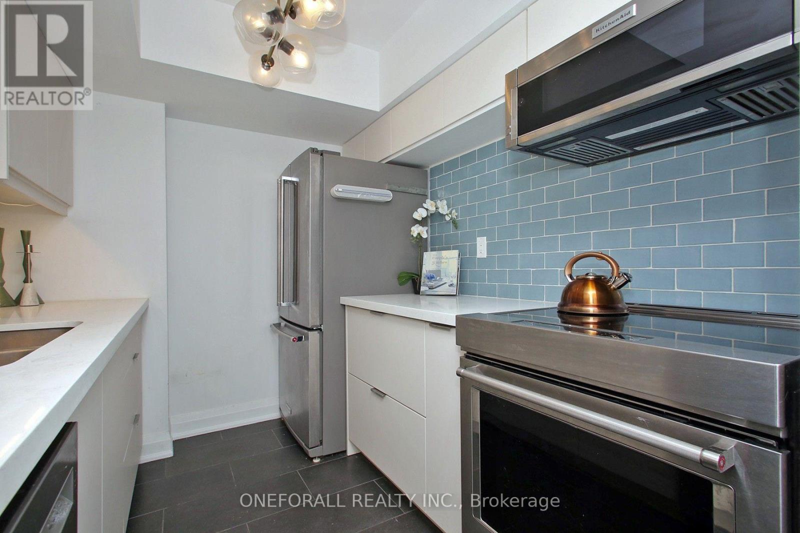 633 - 222 The Esplanade, Toronto (Waterfront Communities), Ontario  M5A 4M8 - Photo 7 - C13787320