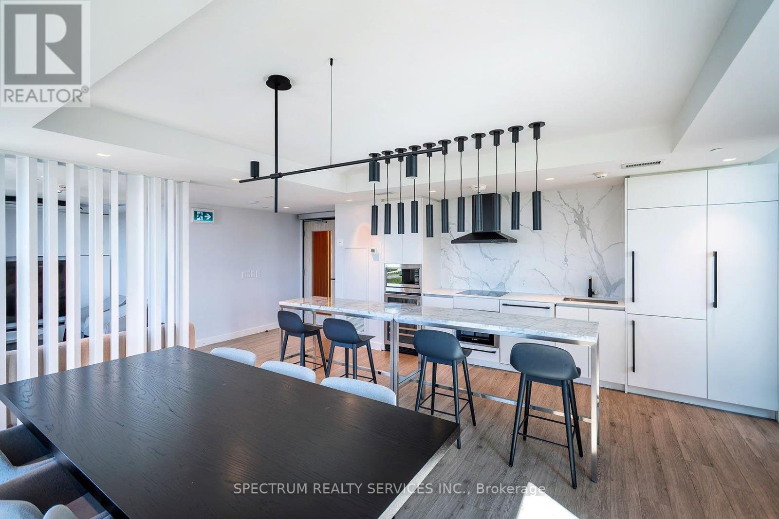 427 - 30 Tretti Way, Toronto, Ontario  M3H 0E3 - Photo 31 - C13787358