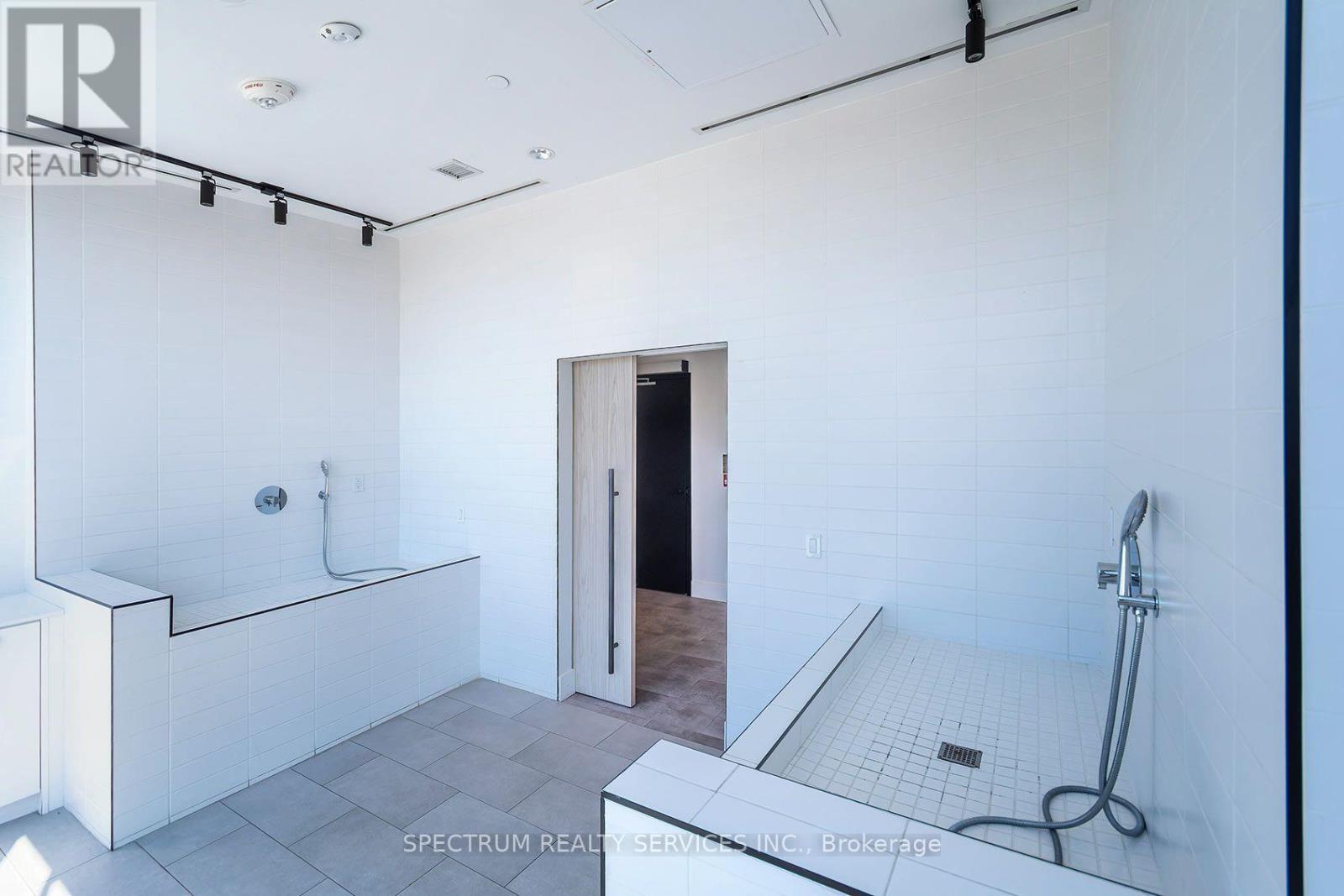427 - 30 Tretti Way, Toronto, Ontario  M3H 0E3 - Photo 36 - C13787358