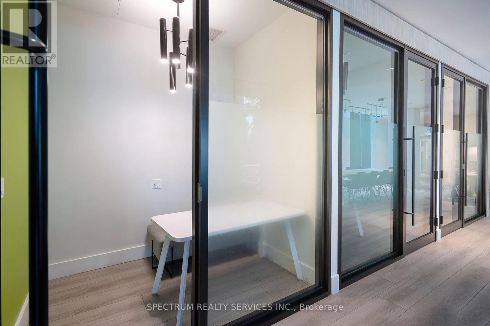 427 - 30 Tretti Way, Toronto, Ontario  M3H 0E3 - Photo 38 - C13787358