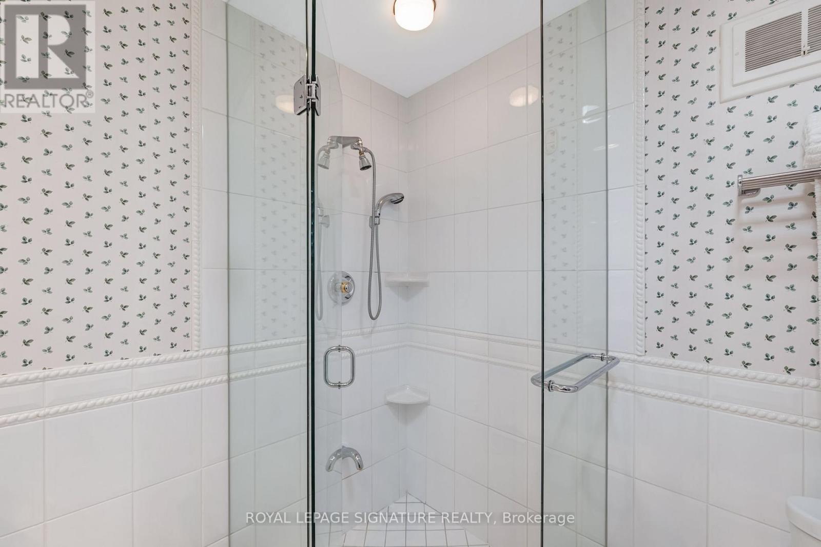 122 Fenn Avenue, Toronto (St. Andrew-Windfields), Ontario  M2P 1X6 - Photo 22 - C13787376