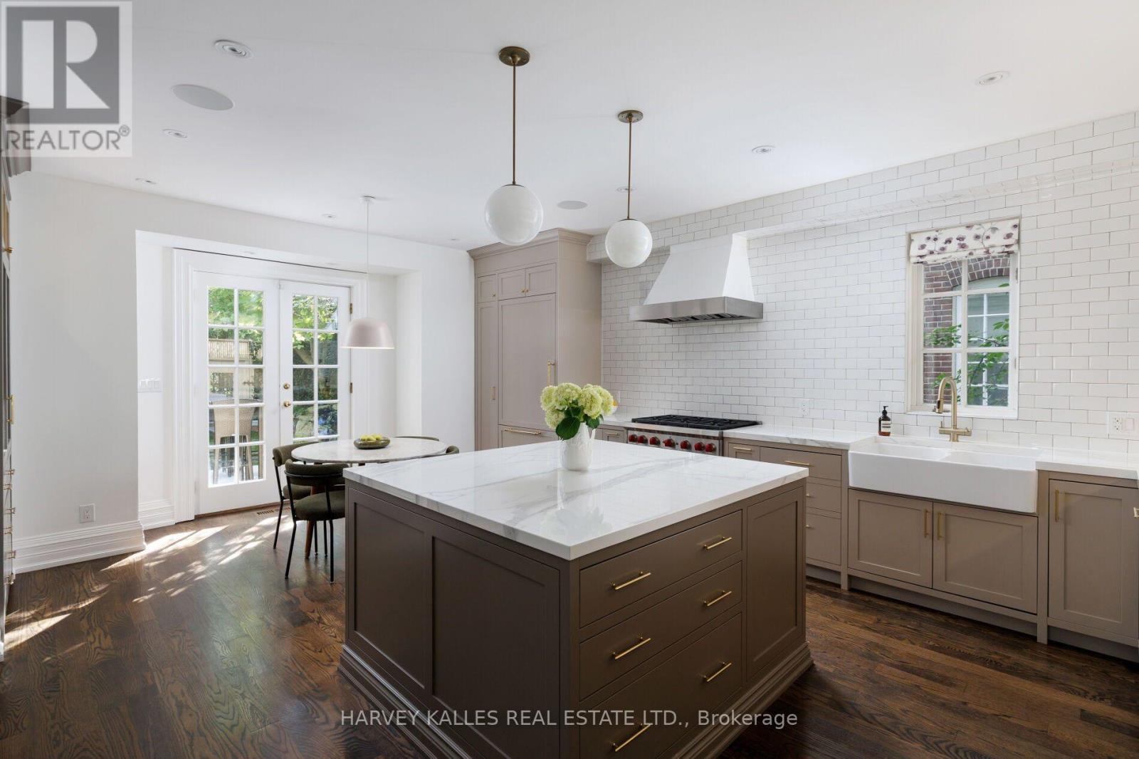 17a Avondale Road, Toronto, Ontario  M4W 2R7 - Photo 17 - C13787378