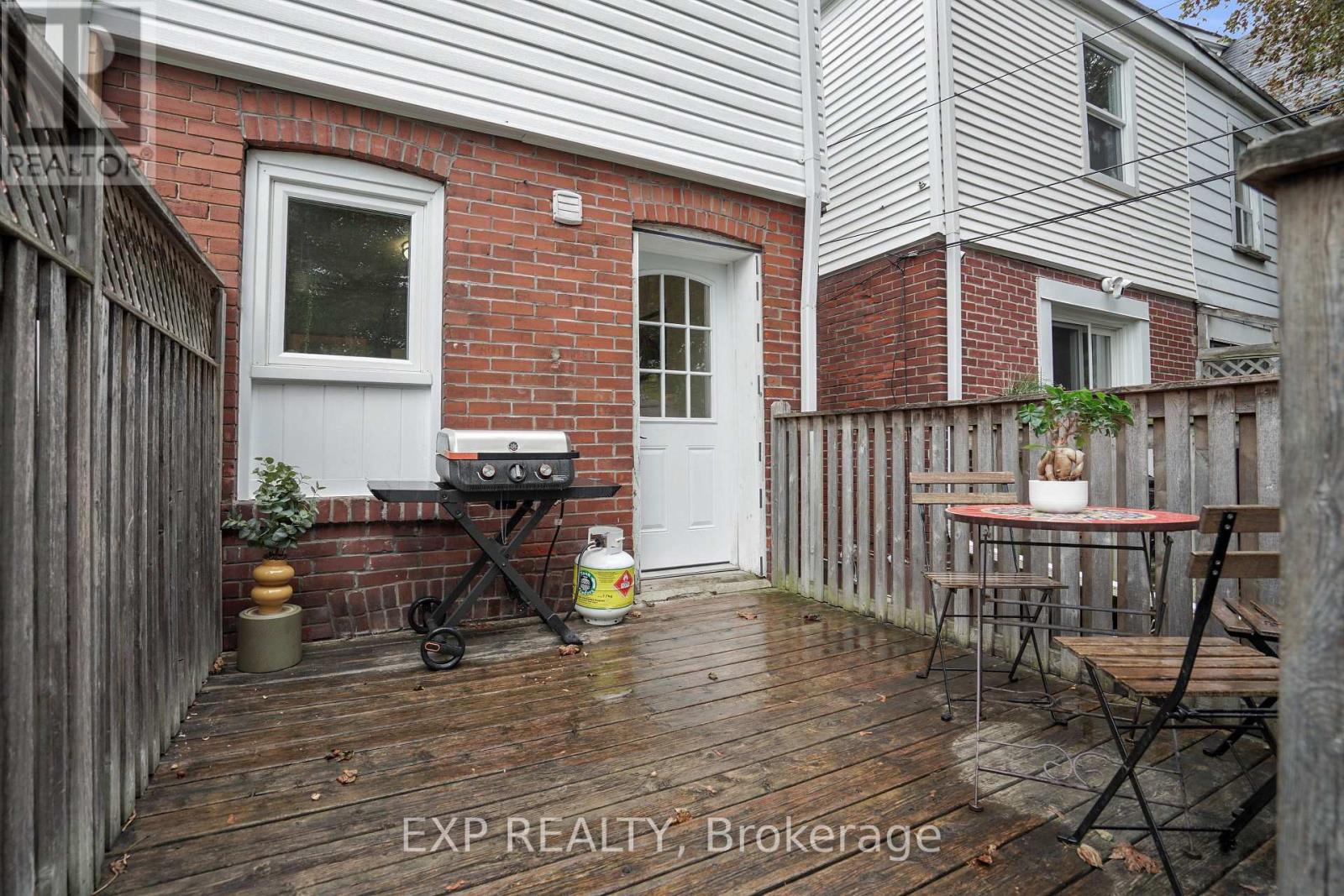530 Victoria Park Avenue, Toronto (East End-Danforth), Ontario  M4E 3T4 - Photo 6 - E13787266
