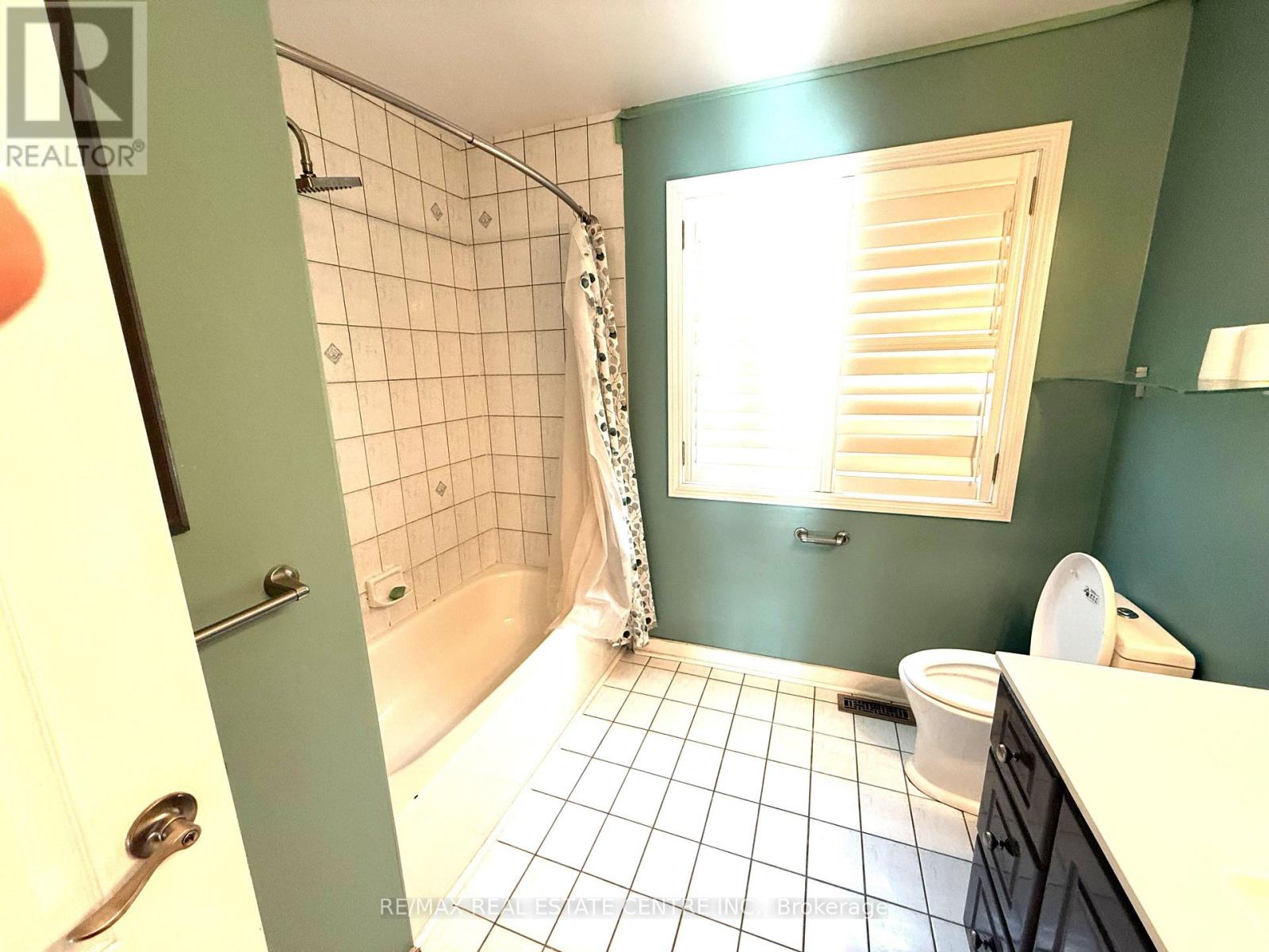 28 Mcivor Street, Whitby, Ontario  L1R 2L7 - Photo 19 - E13787360