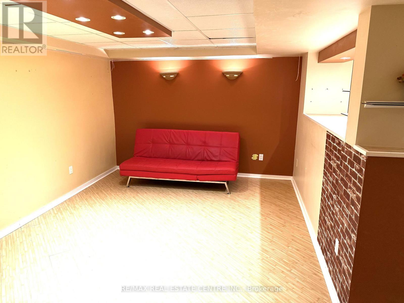 28 Mcivor Street, Whitby, Ontario  L1R 2L7 - Photo 33 - E13787360