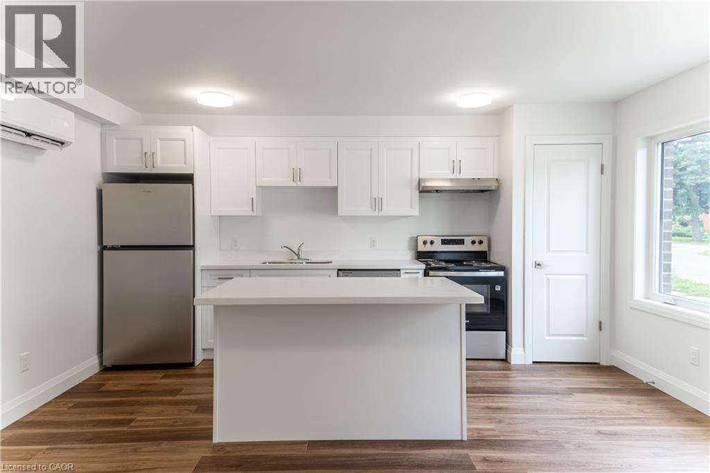 95 Kinzie Avenue Unit# B, Kitchener, Ontario  N2A 1S5 - Photo 4 - 40863703