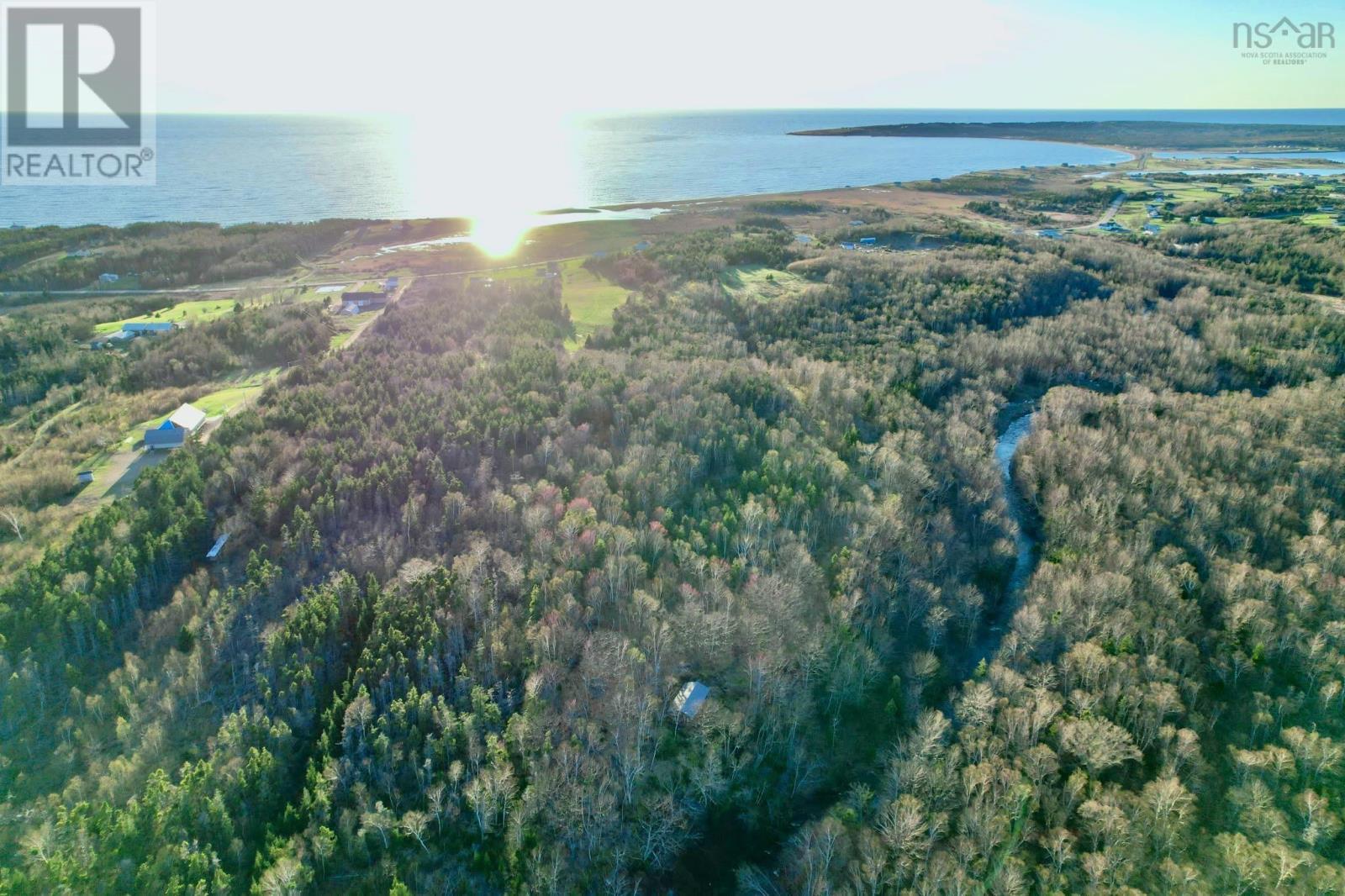 14082 Cabot Trail, Chéticamp, Nova Scotia  B0E 1H0 - Photo 16 - 202623378
