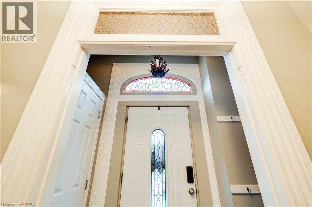 72 Pearl Street, Brantford, Ontario  N3T 3N7 - Photo 10 - 40862056