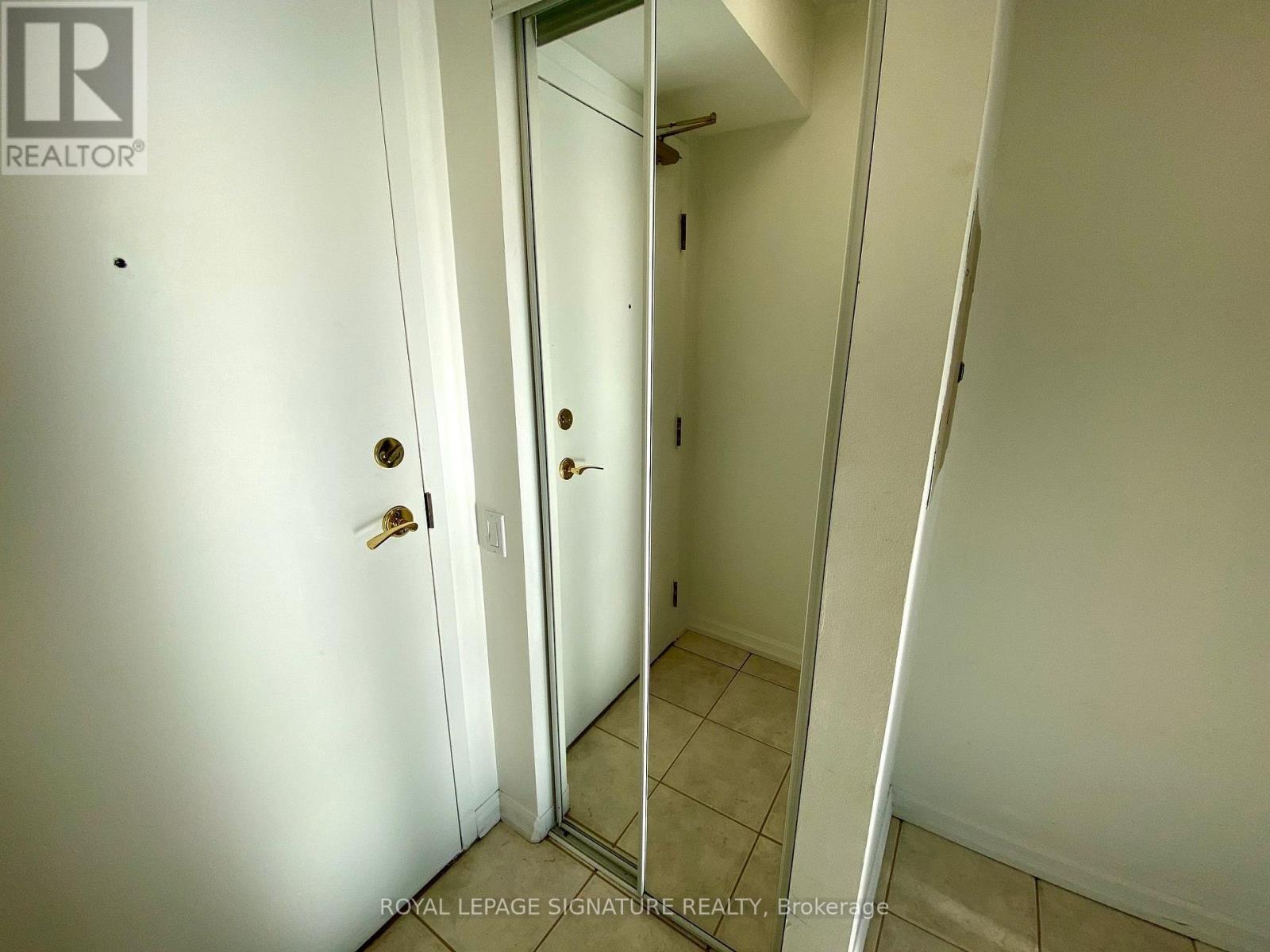 2801 - 8 Hillcrest Avenue, Toronto, Ontario  M2N 6Y6 - Photo 17 - C13721136