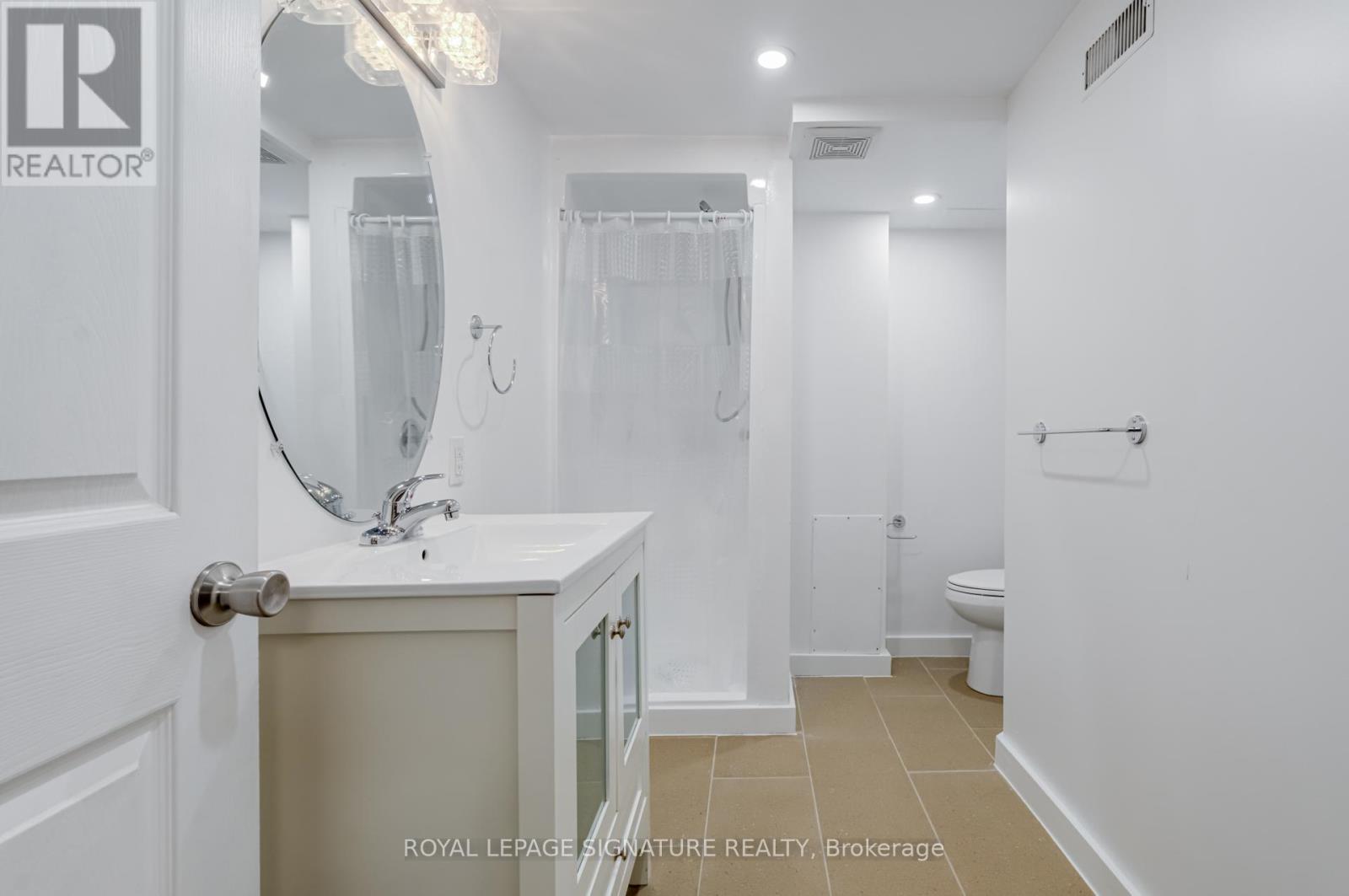 Bsmt - 183 Britannia Avenue, Bradford West Gwillimbury, Ontario  L3Z 1A4 - Photo 11 - N13787244
