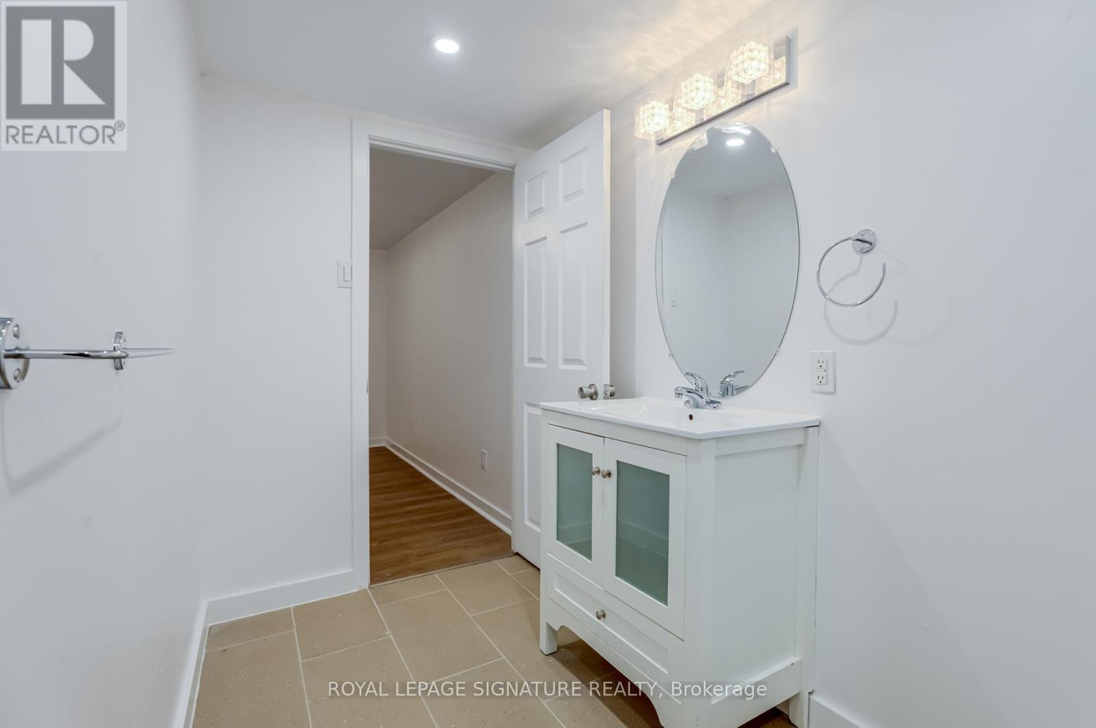 Bsmt - 183 Britannia Avenue, Bradford West Gwillimbury, Ontario  L3Z 1A4 - Photo 12 - N13787244