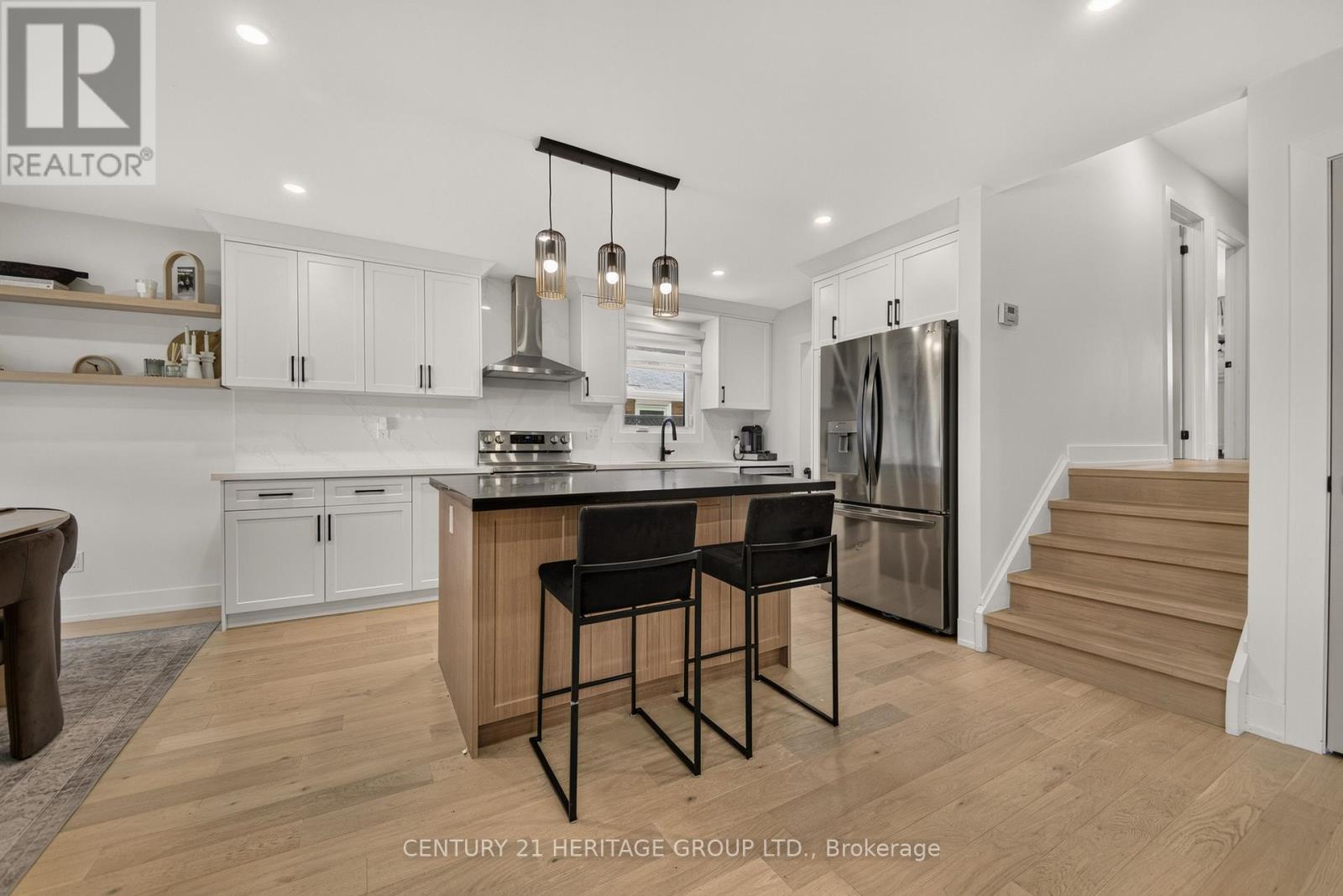 195 Mackenzie Street, New Tecumseth, Ontario  L9R 1B8 - Photo 9 - N13787324